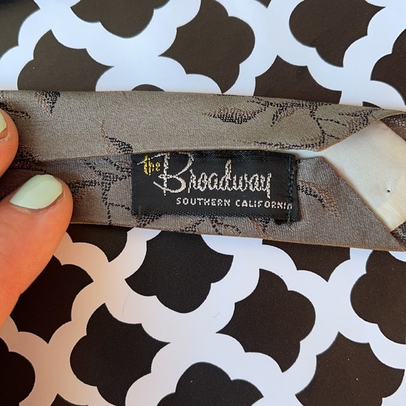 Vintage 100% silk Don Loper tie - Picture 4 of 5